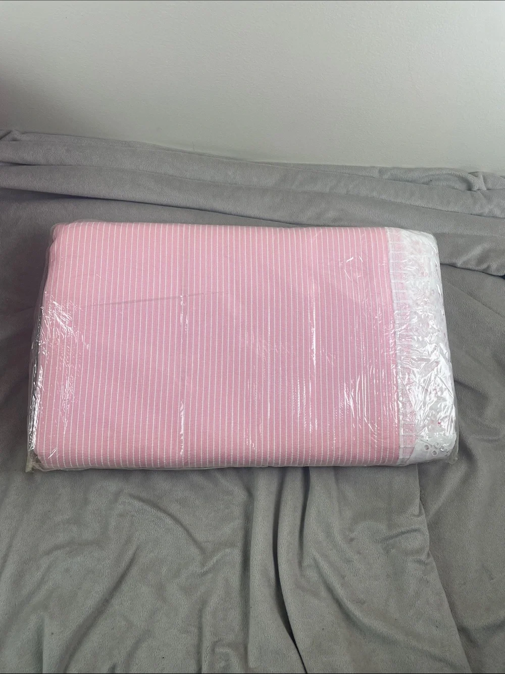Montgomery Ward Sugar Stripe Queen Size Blush Pink Lace Trim